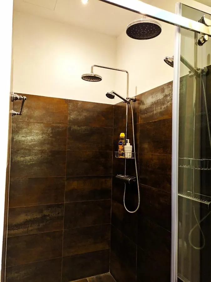 Beautiful Basement-Tony Appartment-In The Heart Of Milan